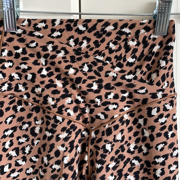 Aerie leopard leggings - Picture 2 of 5